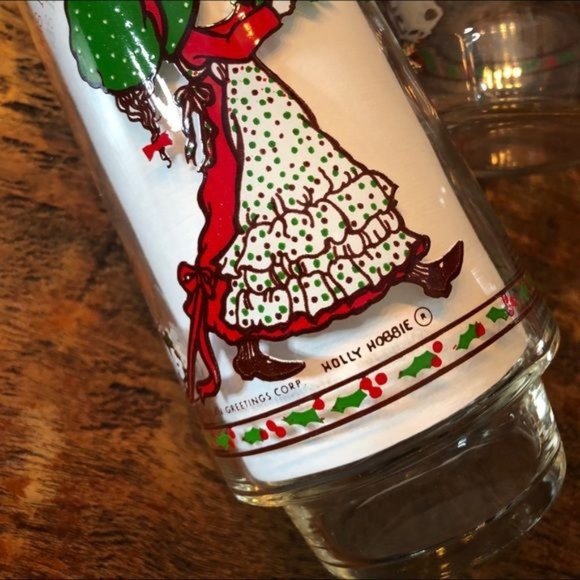 6 Holly Hobbie Christmas Collectible Coca Cola Glasses - Picture 3 of 9
